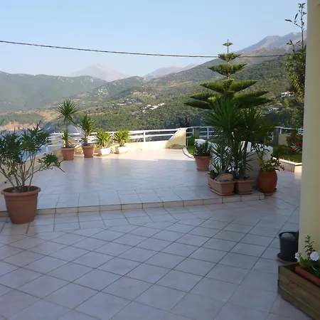 Tereza Limnionas (Central Greece)